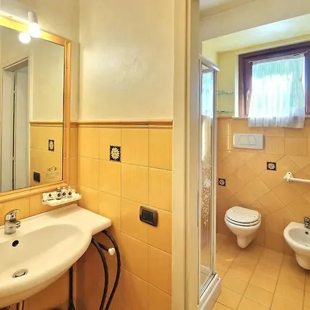 Vicino Al Mare Wi-fi Clima & Terrazza Privata Lägenhet *